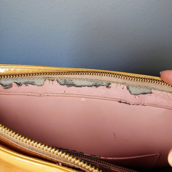 Louis Vuitton Houston Tote - Vintage Peachy Coral (Pink Interior) Vernis Leather - Picture 10 of 16